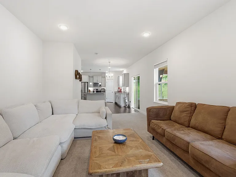 1101 Knobcrest Ct — Photo 13