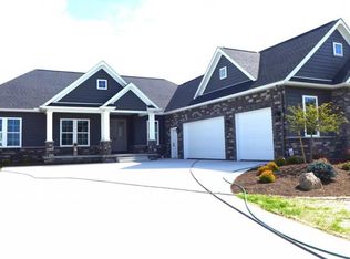 8805 Regency Dr NW, Massillon, OH 44646