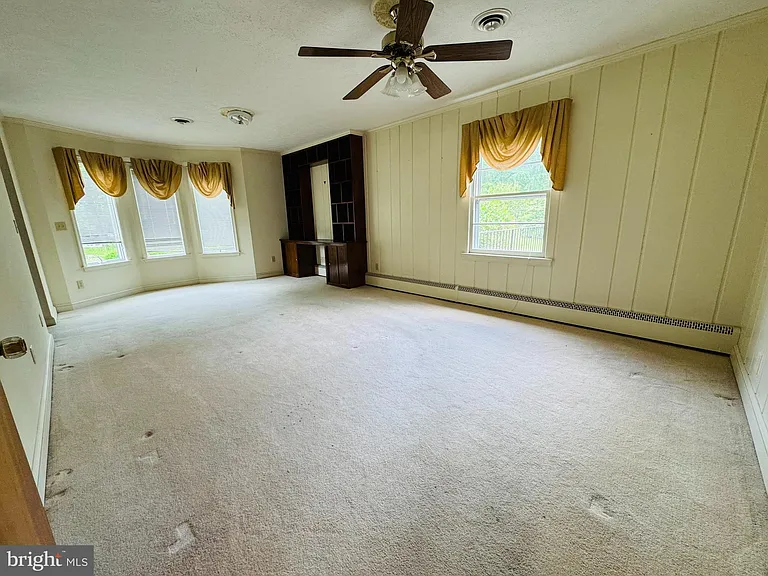 21500 Point Lookout Rd — Photo 16