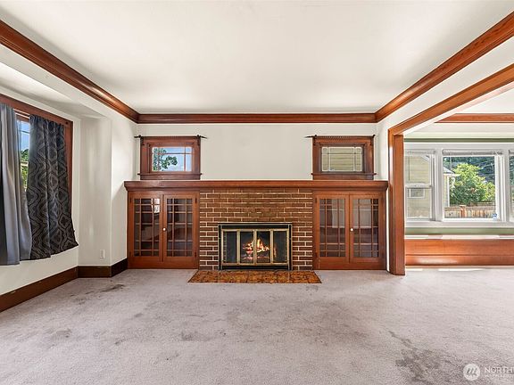 4th image of 1212 S Grant Avenue