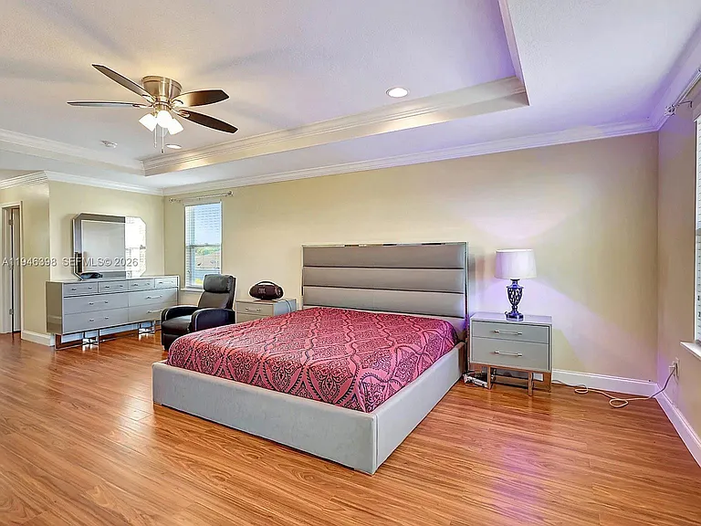 1018 SW Eckard Ave — Photo 34