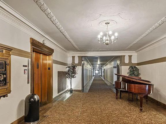 4th image of 8120 E Jefferson Ave #77/7C