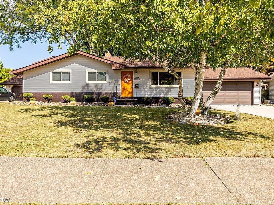 1st image of 26934 Eastwood Ln