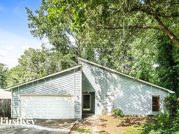 2nd image of 446 Ridgetop Dr NW
