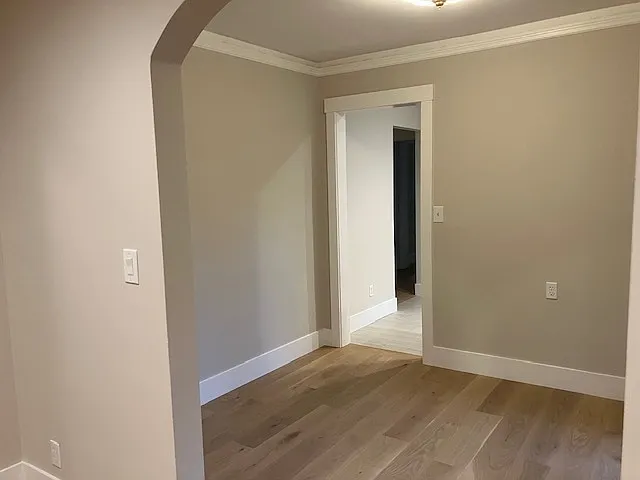 1070 Pine St — Photo 12