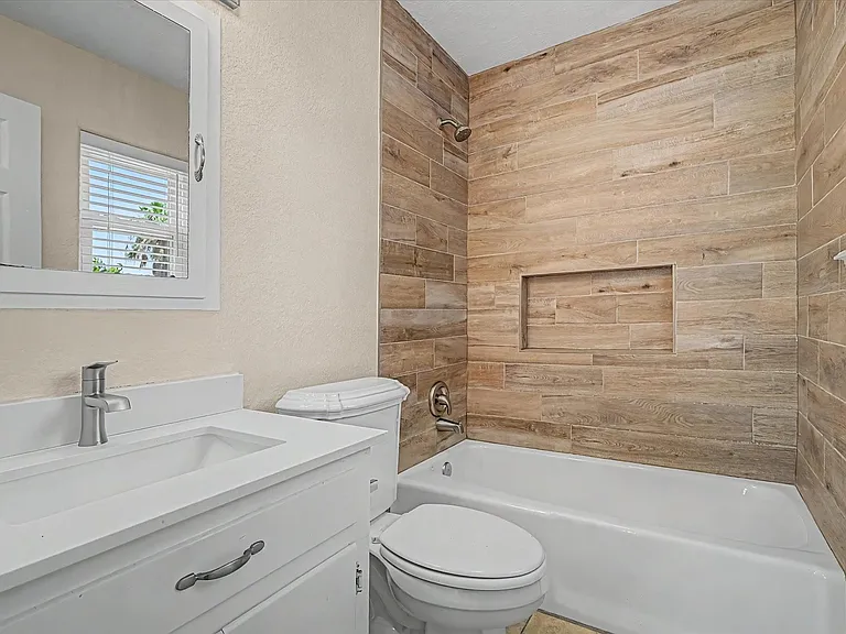 827 Pickney Ave — Photo 22