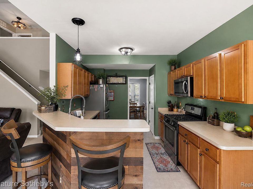 997 River Rock Dr, photo 9