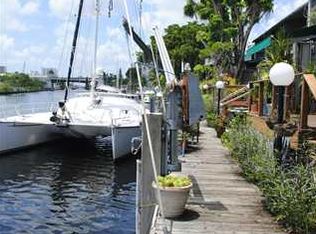 980 NW North River Dr APT 132, Miami, FL 33136