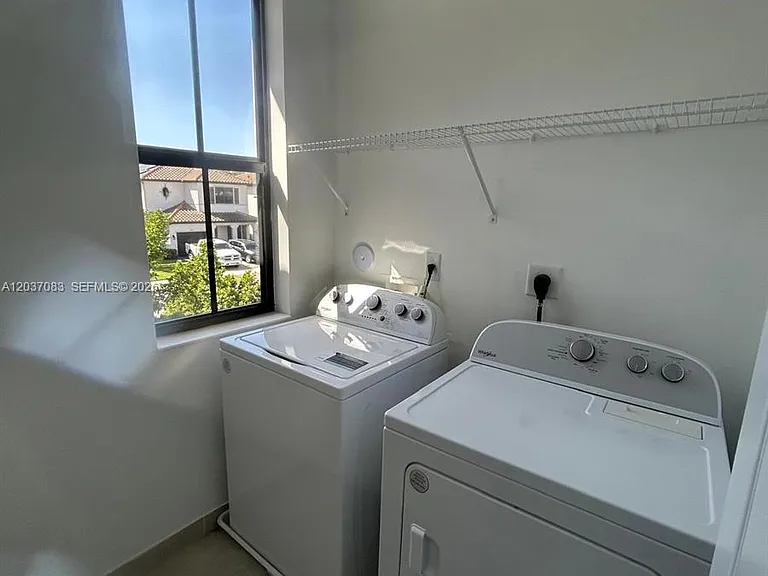 5525 Agostino Way Ave — Photo 37