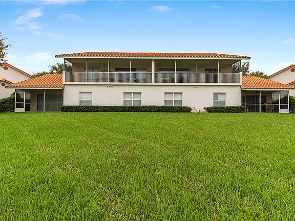 4th image of 5409 Admiral Way #201