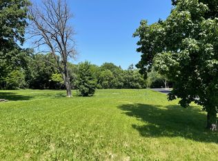 856 Forest Ave, Glen Ellyn, IL 60137