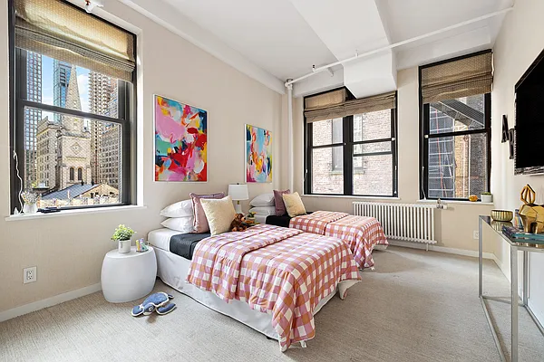 Sold by Compass | media 9