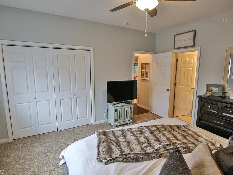 416 N 5th St #2 — Photo 11