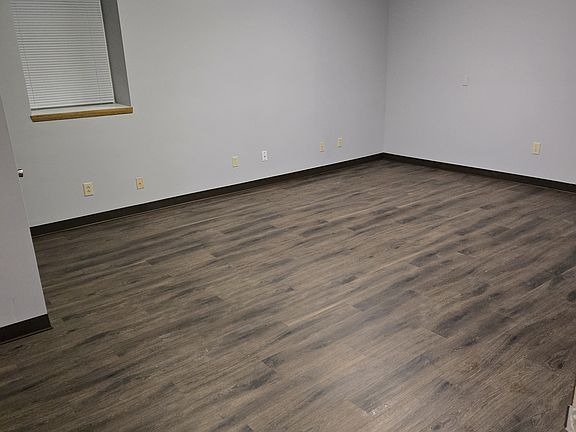 2nd image of 2105 Cherry Ave #2-4