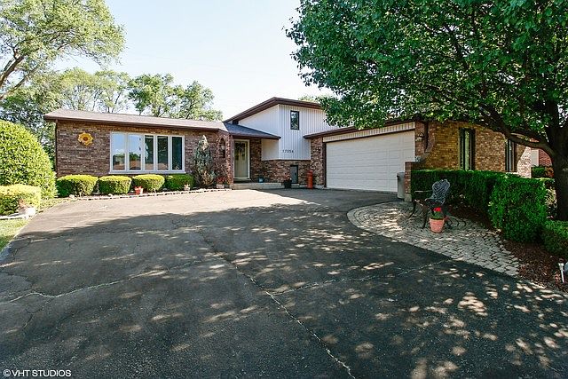 1st image of 17058 Old Orchard Ln N