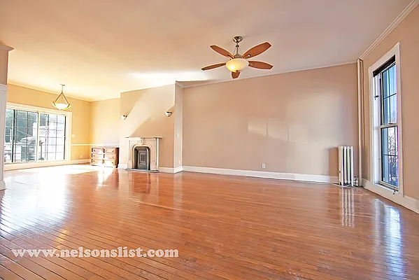 Rented by Nelson Aybar, LREB | media 1