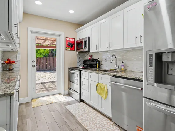 2480 NE 13th Ter, Pompano Beach, FL 33064