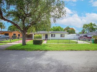 15045 Harrison St, Miami, FL 33176