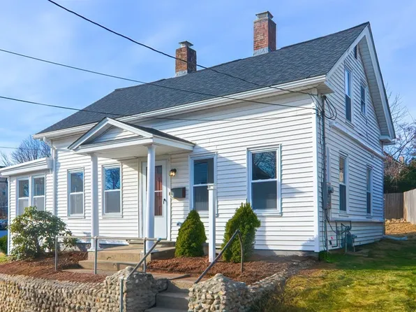 24 Central Ave, Dudley, MA 01571