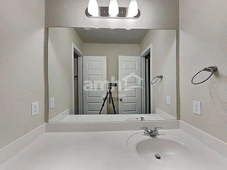 719 Red Barn Bnd — Photo 18