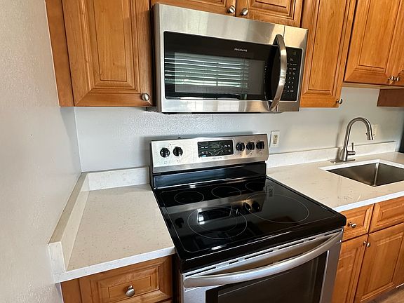 5th image of 917 56th Ave N #919