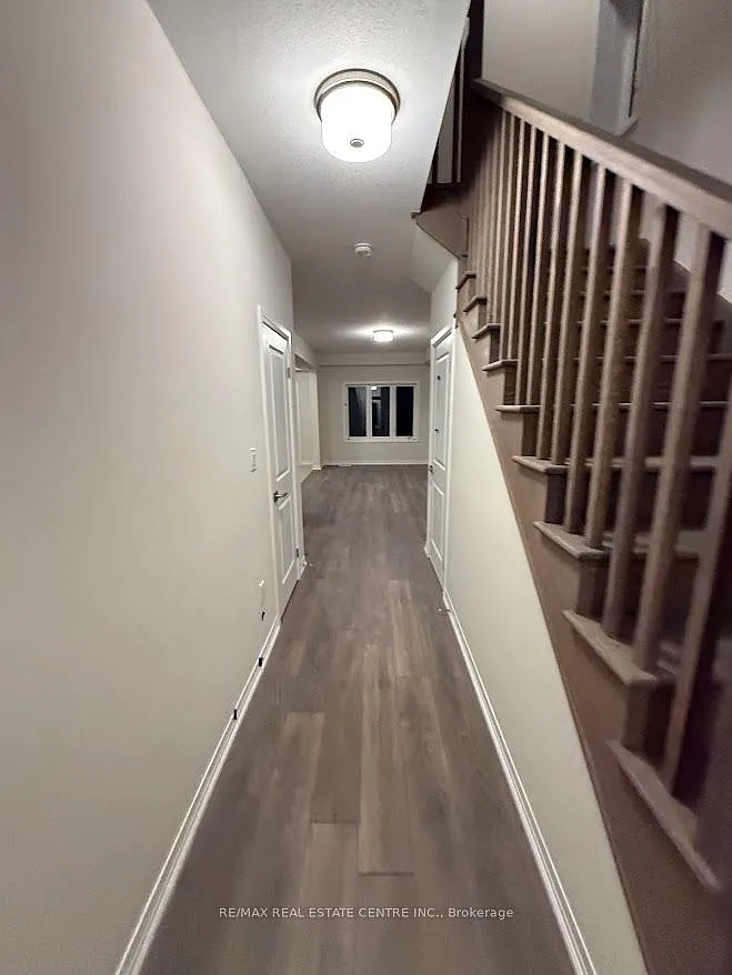 3 bed, $2,300 — Photo 4