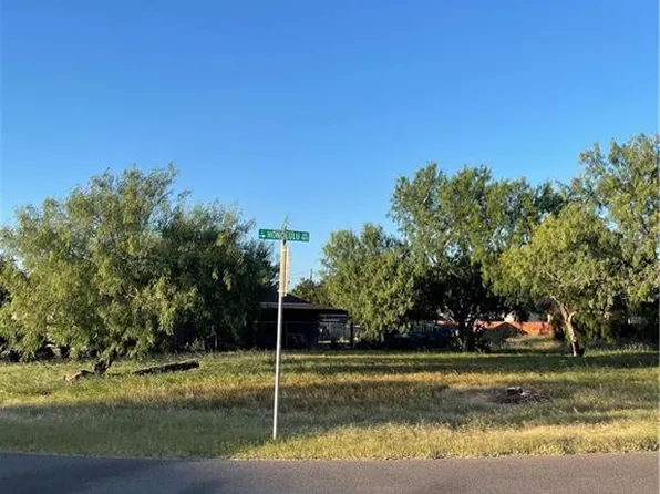 32 N Alvarado St, Alton, TX 78573