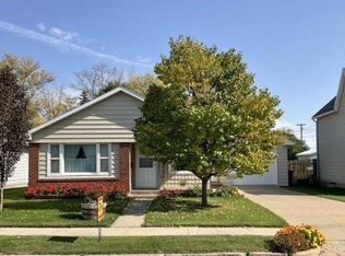 505 3rd Ave SE, Rugby, ND 58368