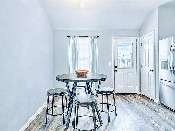 4th image of 2000 Concord