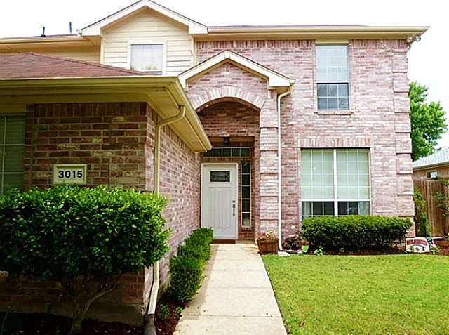 1st image of 3015 Creekbend Ct