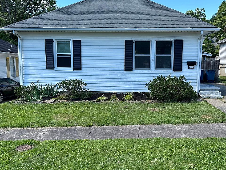 1st image of 1315 Maple St
