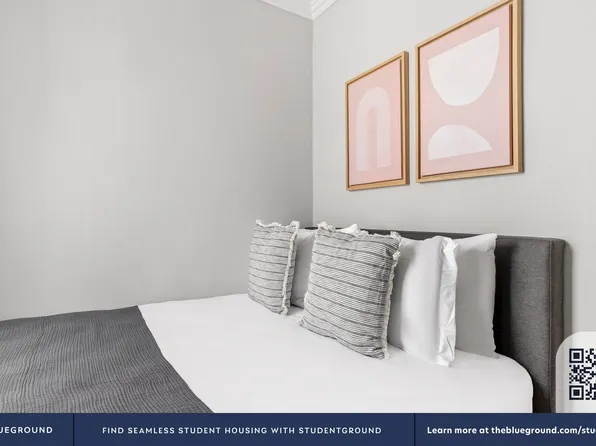 273 West 10th Street image 11 of 17