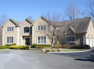 5 Jules Ln, Montvale, NJ 07645