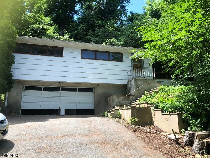1st image of 1387 Pleasant Valley Way