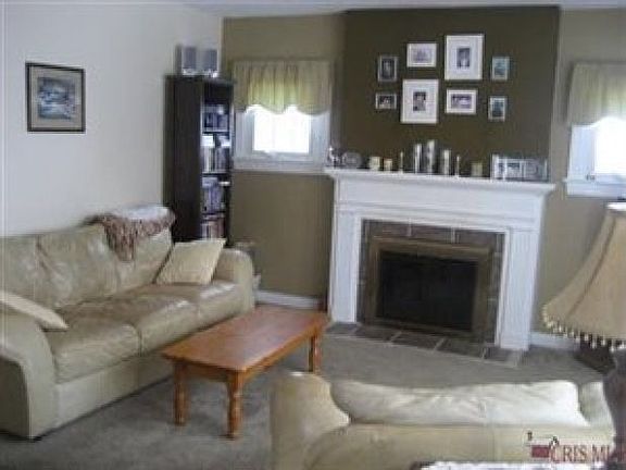 2nd image of 6980 NW Beaver Dr