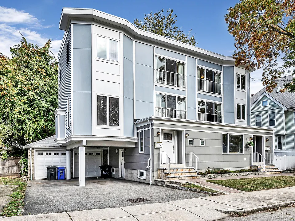 10 Bradbury St #10