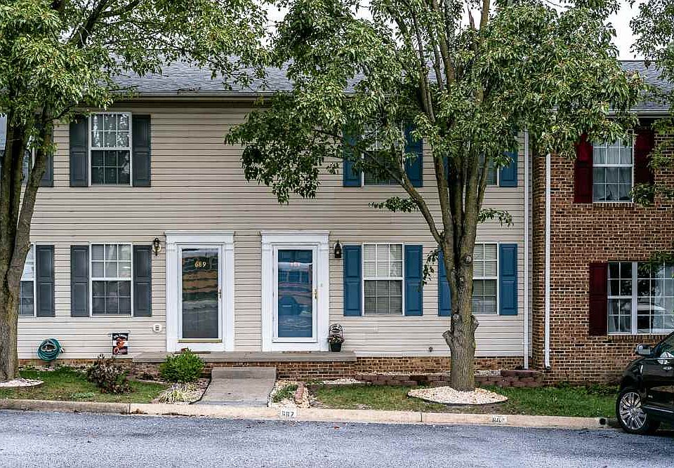 1st image of 687 Stonewall Dr