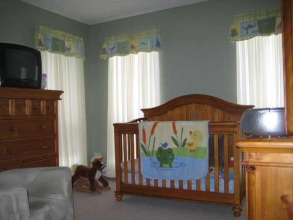 2nd bedroom