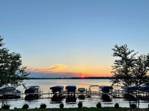 1505 S Shore DRIVE #333, Delavan, WI 53115