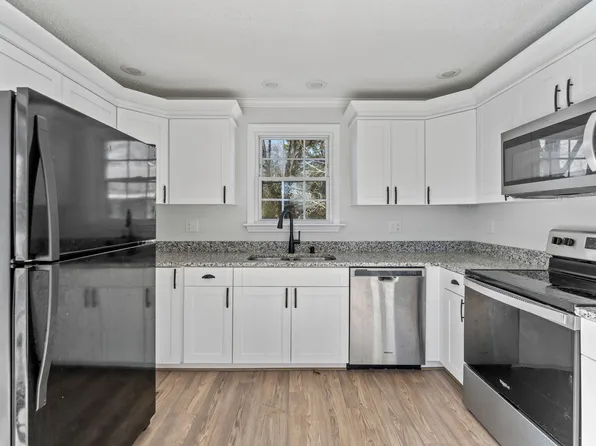 4865 Hampshire Ave, Norfolk, VA 23513