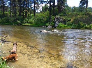 11 River Rd, Garden Valley, ID 83622