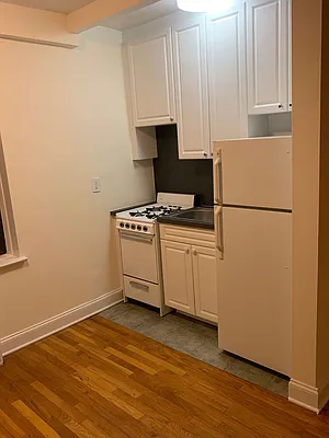 Rented by Brixton Manor LLC | media 4