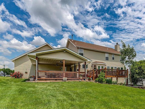 3rd image of 3761 Greenmoor Gardens Ct