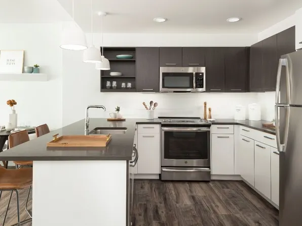 Lantera at Boston Landing