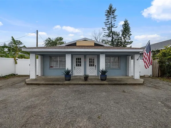 1117 30th Ave W, Bradenton, FL 34205