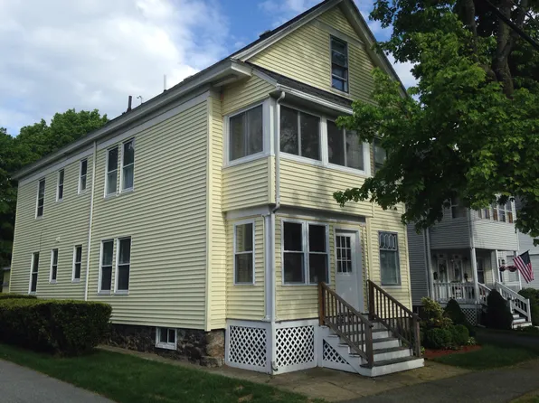 106 Marblehead St Floor 1, North Andover, MA 01845
