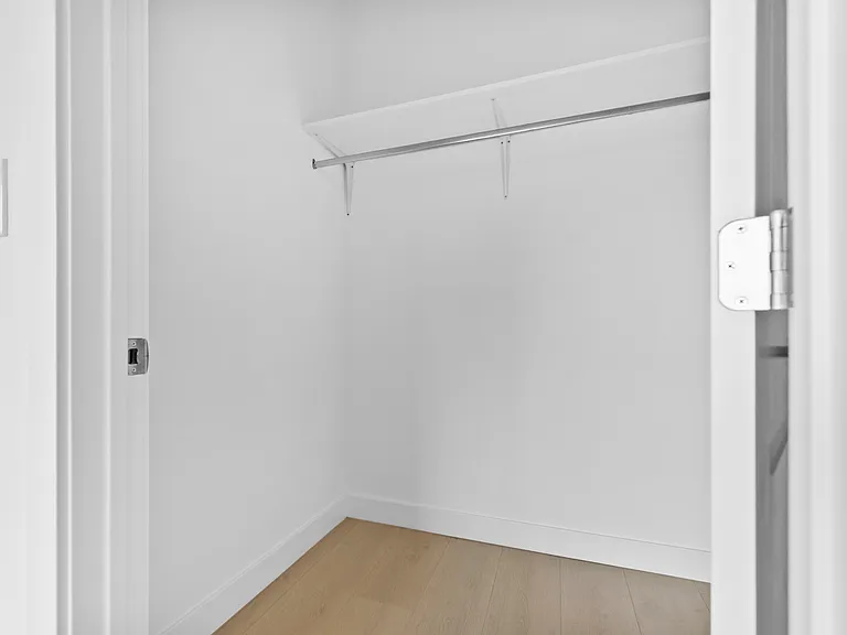 360 Burchett St #6 — Photo 10