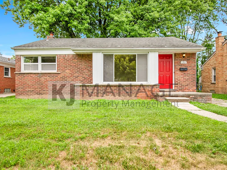 17427 Gaylord — Photo 1