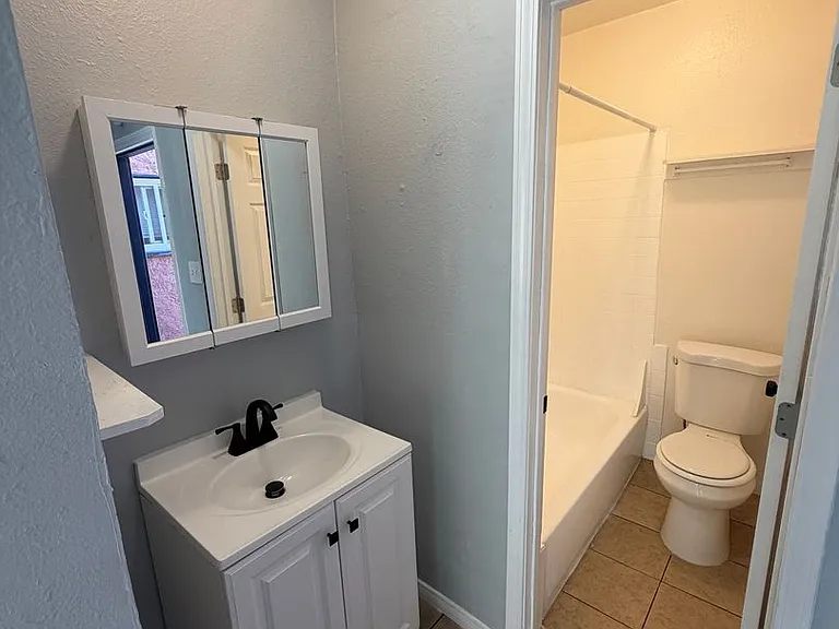 1128 Raymond Ave #12A — Photo 7