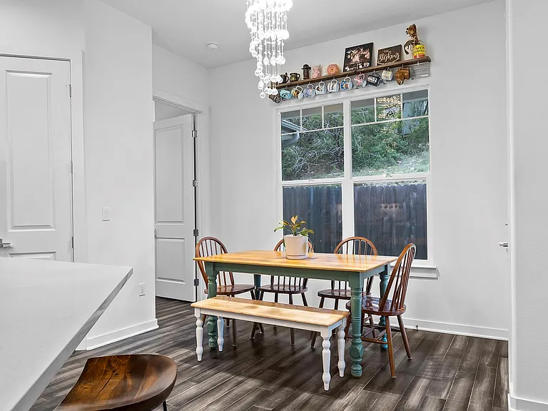 706 Stow Dr — Photo 18